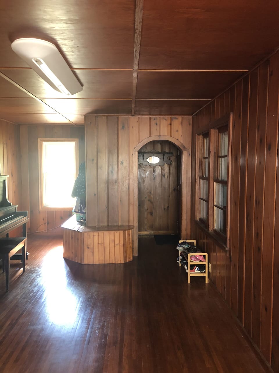 Entry area from garage