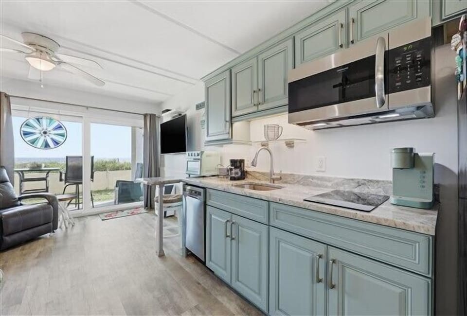 Condo 113