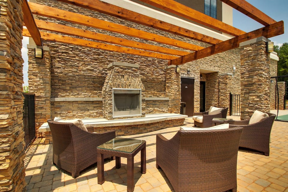 Soak up the sunshine on the shared sun terrace outside!