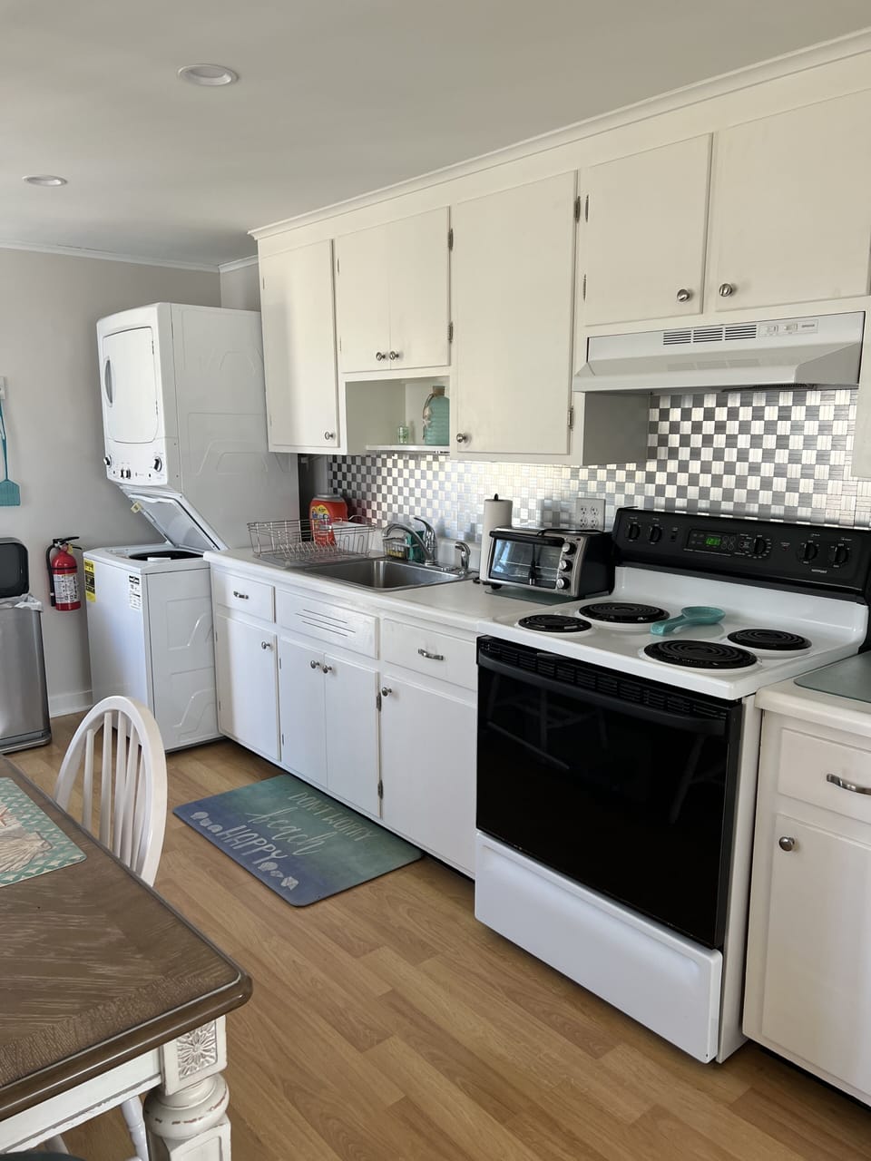 Washer/dryer in unit