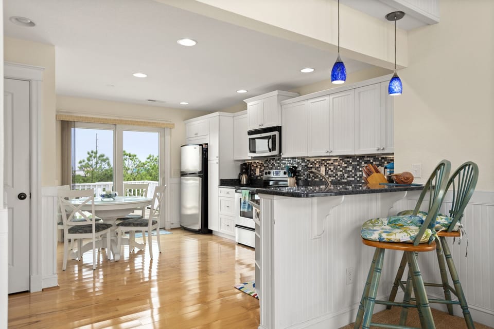 SR419: Haven Of Rest l Top Level Kitchen