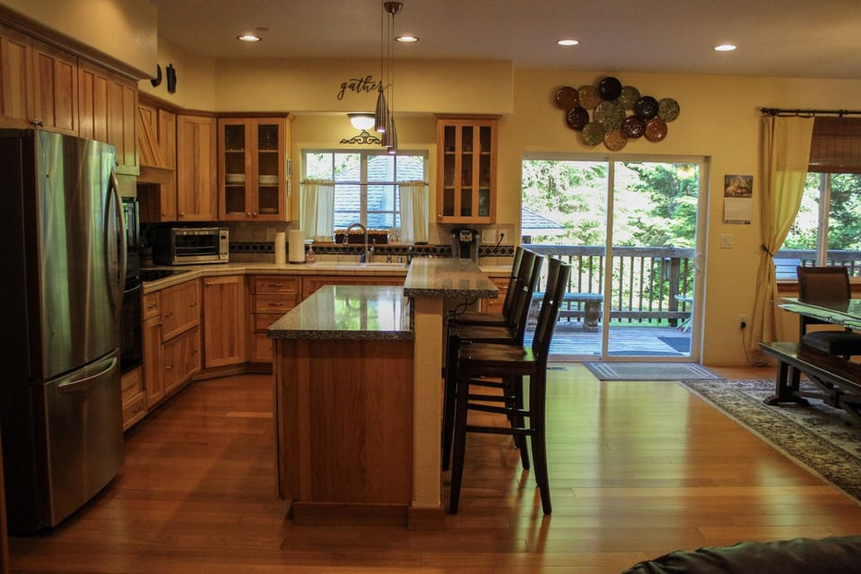 Lots of seating for your guests in the big kitchen area.