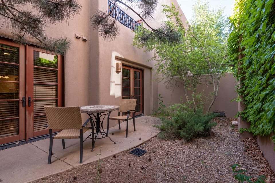 Enjoy the private courtyard!