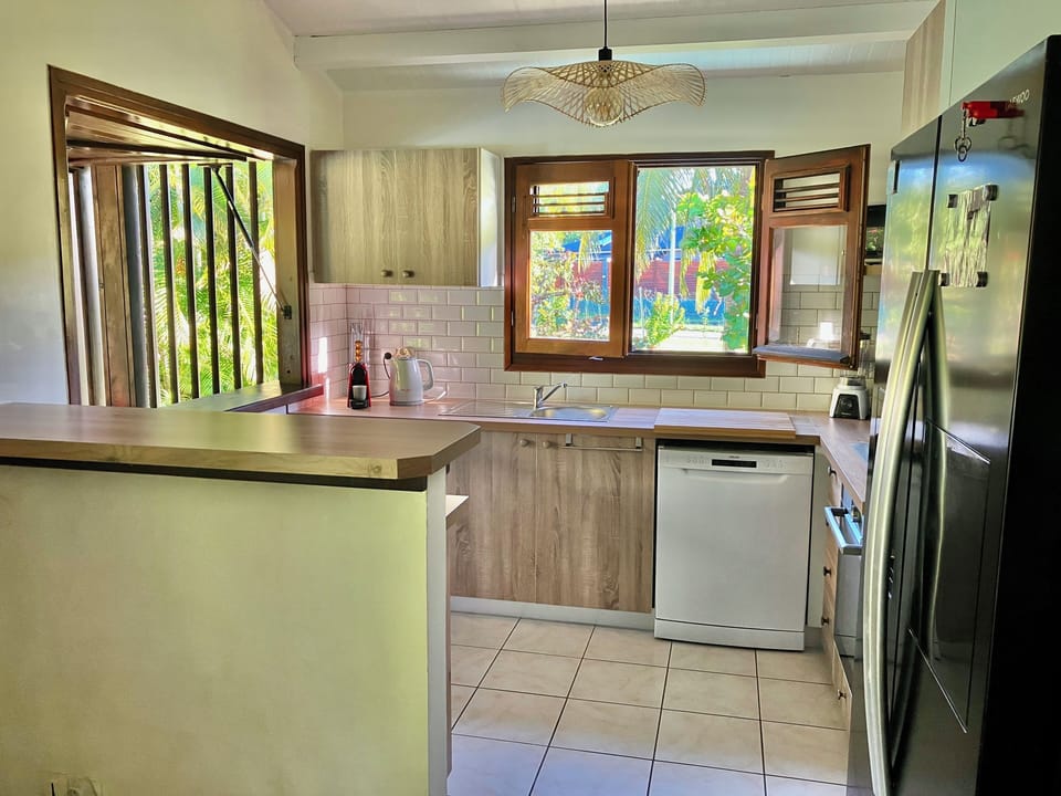 The kitchen (1)
