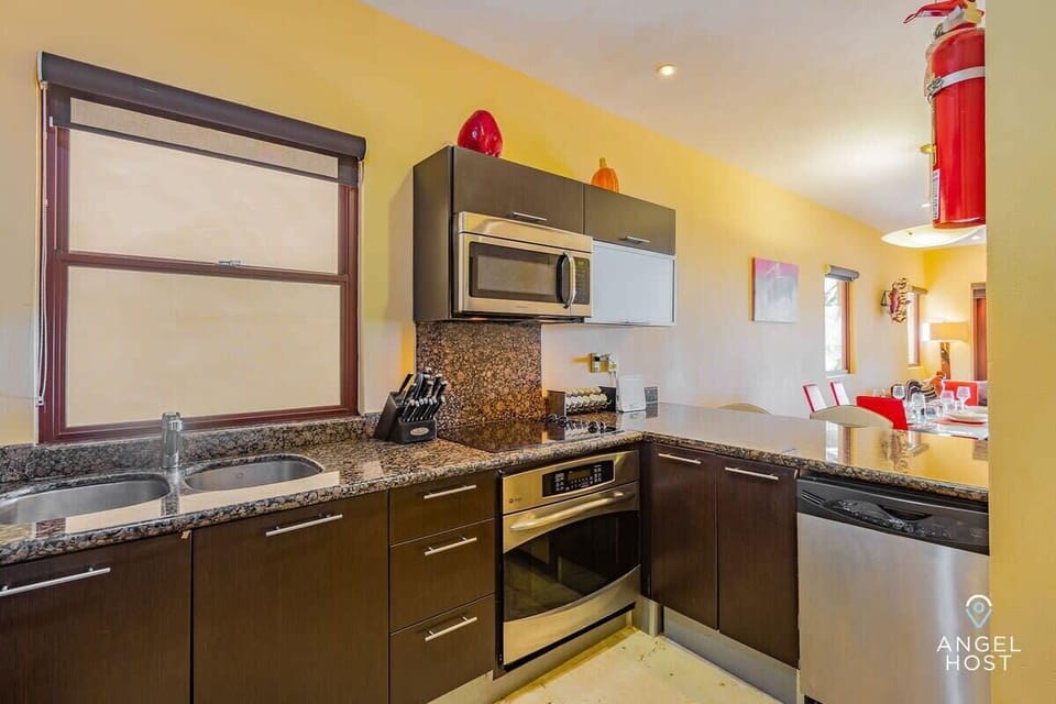 A fully-equipped kitchen for healthy home-cooked meals.