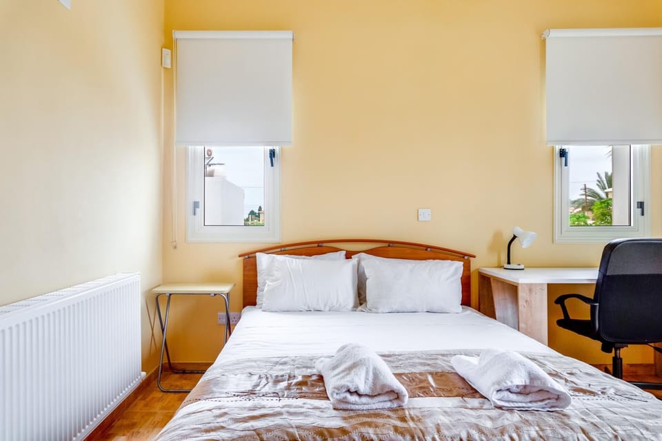 Villa Deja Blue by Ezoria Villas (8516)