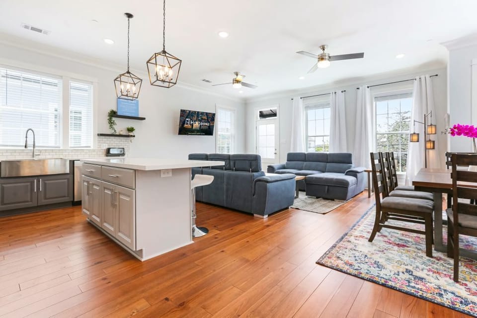 Living room/kitchen