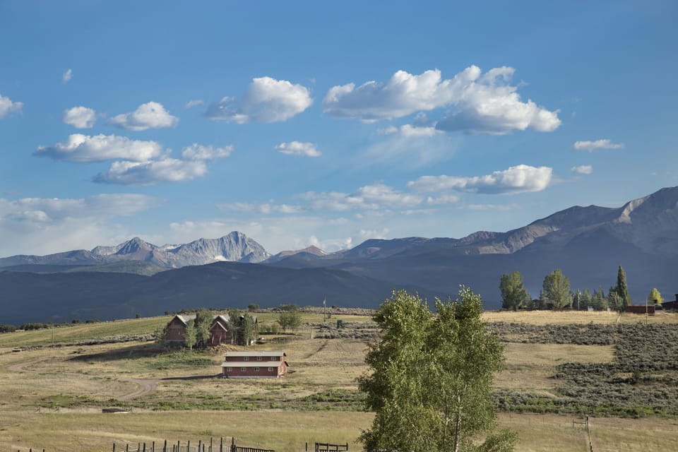 You are on vacation in the beautiful Rocky Mountains of Colorado. Endless fun!