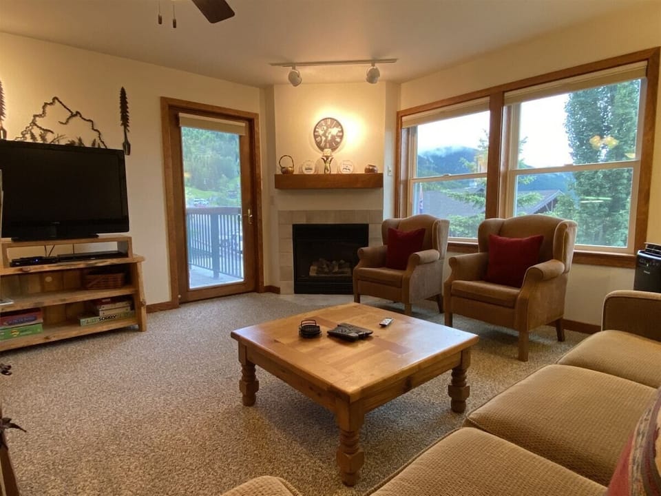 Gas Fireplace, comfortable seating area