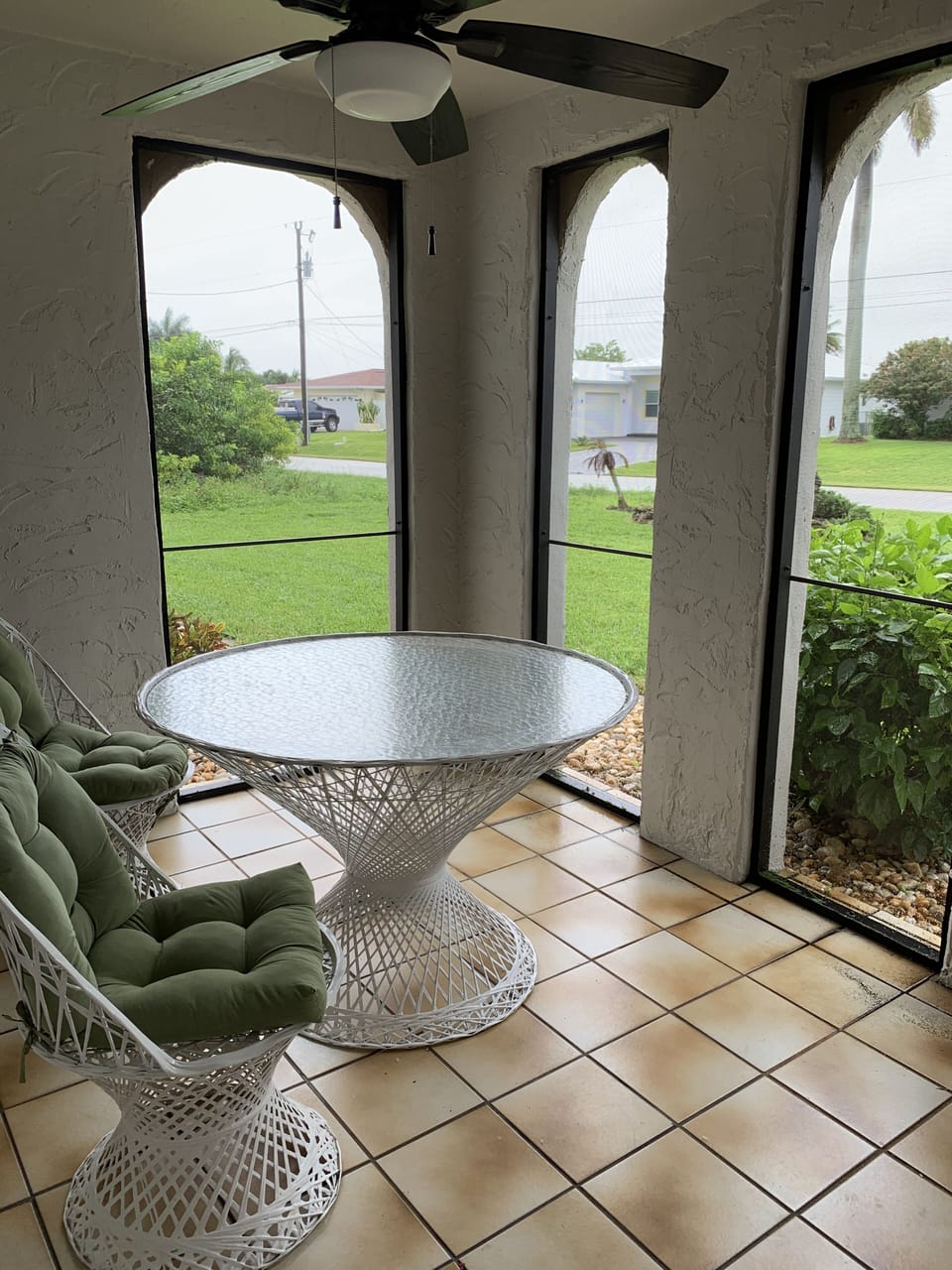 Screened in front porch