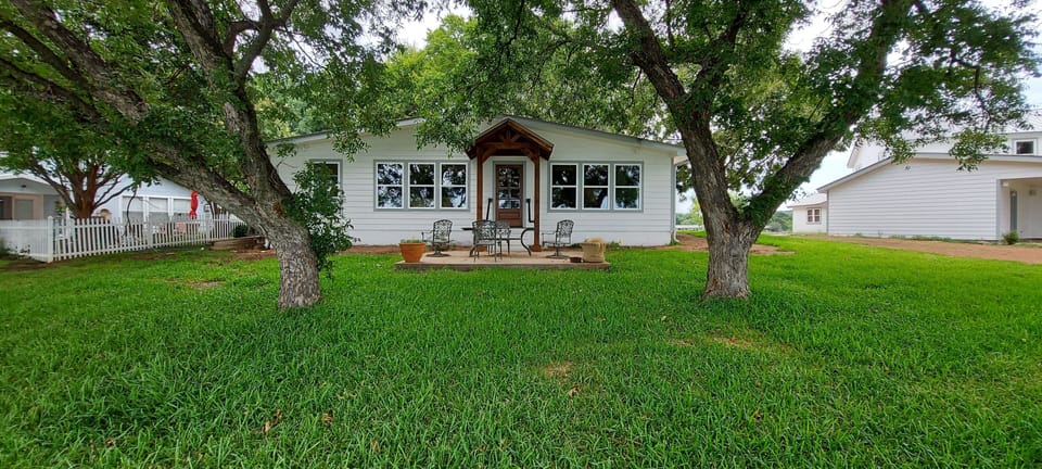 Cottage patio area