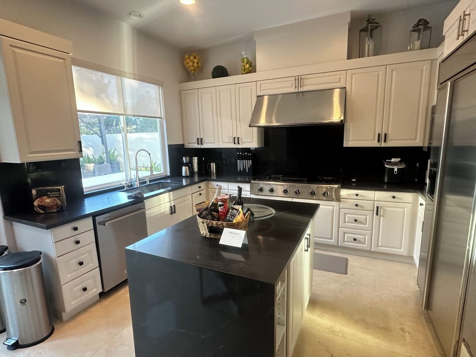 Newly Renovated Kitchen