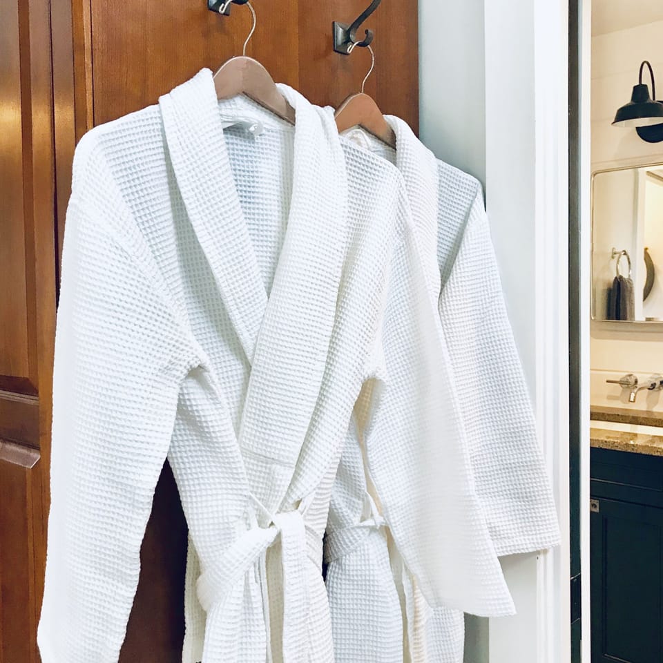 Bathroom amenities