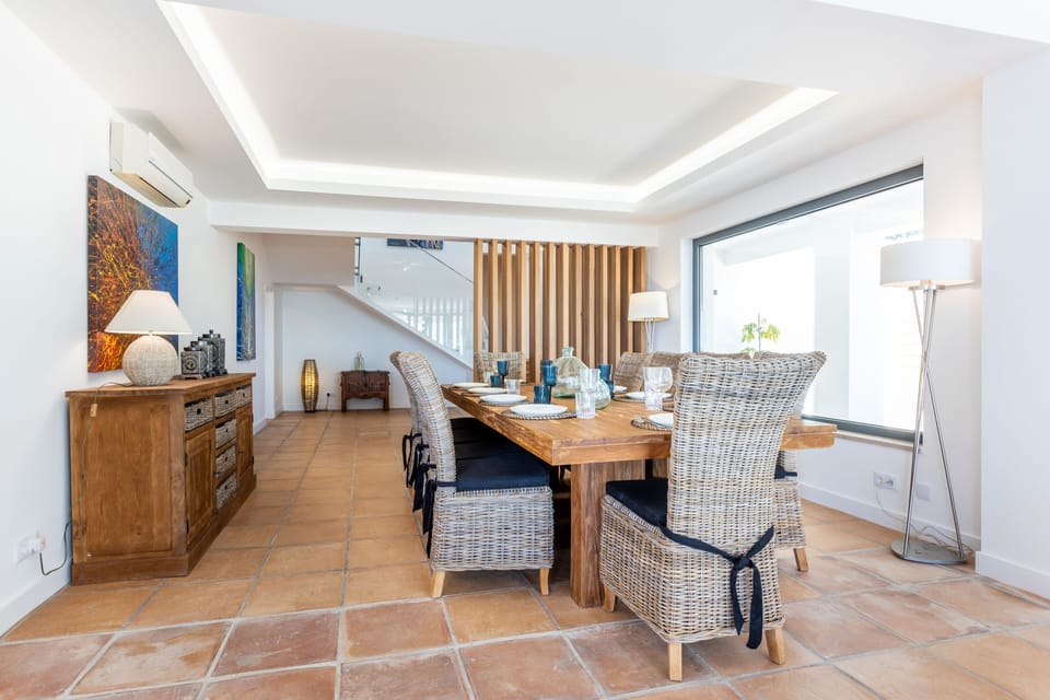 Light and social dining area for any time of the day.