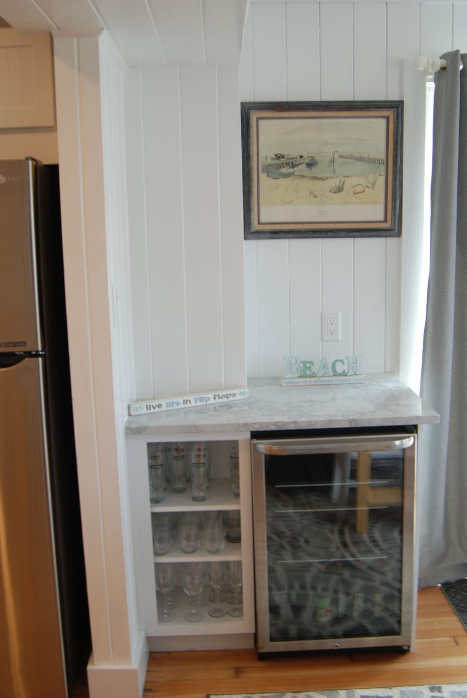 Beverage Bar and Refrigerator