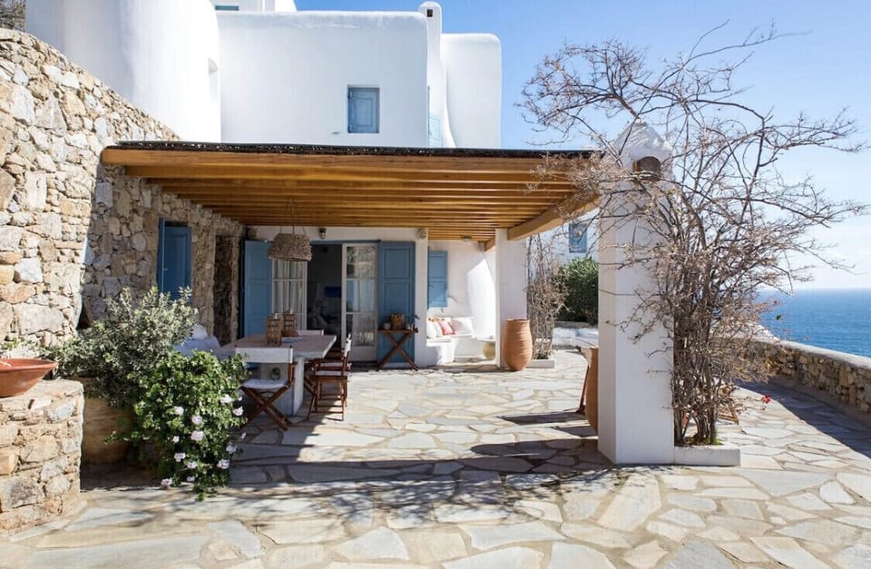 The house 