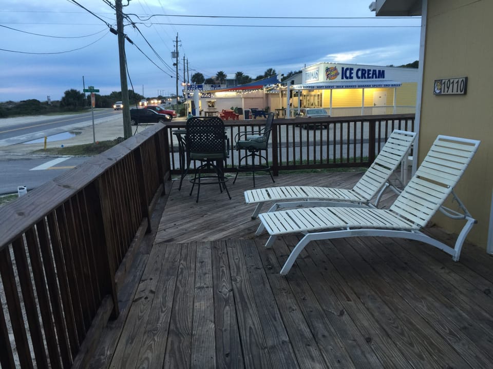 Location location location-beach - Thomas donuts ice cream and food