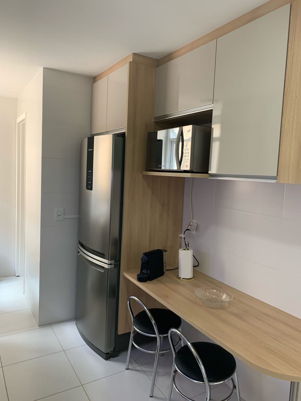 Microwave and small breakfast counter 