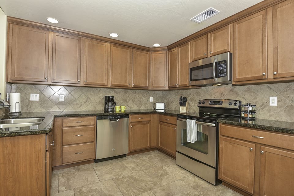 Efficent and handsome well-appointed kitchen.