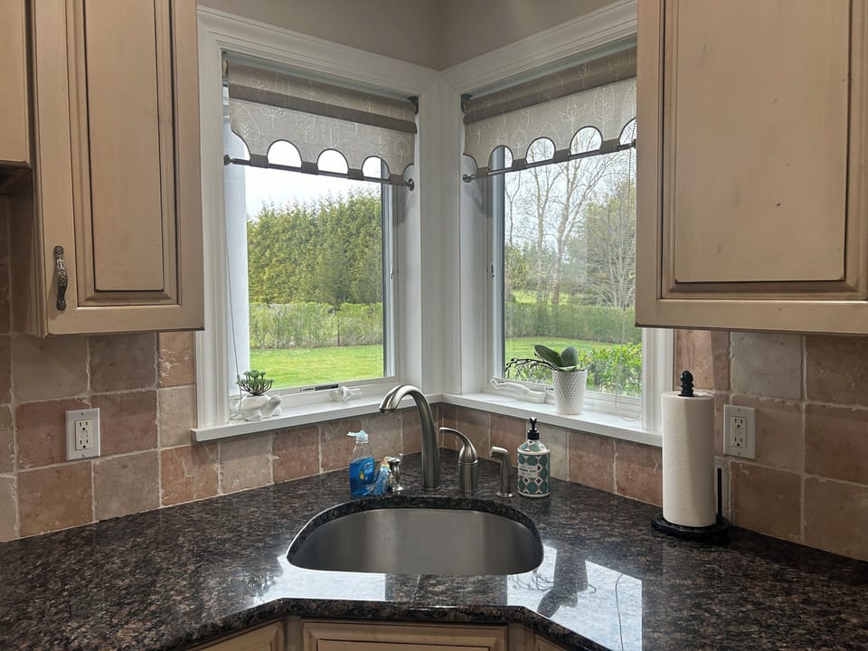 Kitchen comes w all plates, utensils, cookware, coffee maker, toaster &microwave