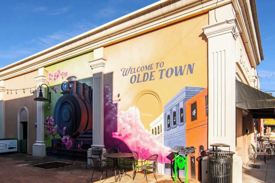 Olde Town Conyers is the heart and soul of the city. Born as a railroad town, the city grew alongside and around the tracks to a bustling downtown that today is the center of signature events, dining options, arts offerings, and a lot more!
