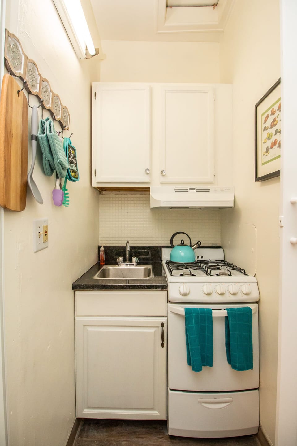 Kitchen Space, gas range