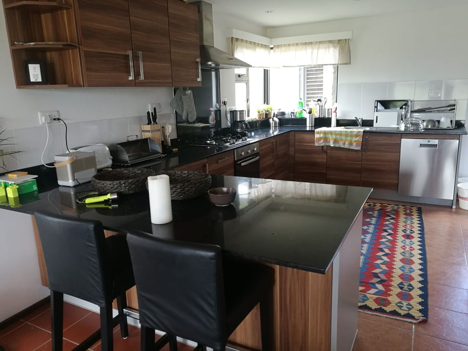 well equipped kitchen with great amenities.