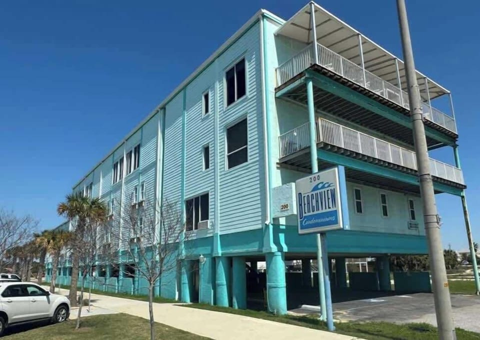 Beachview Exterior
