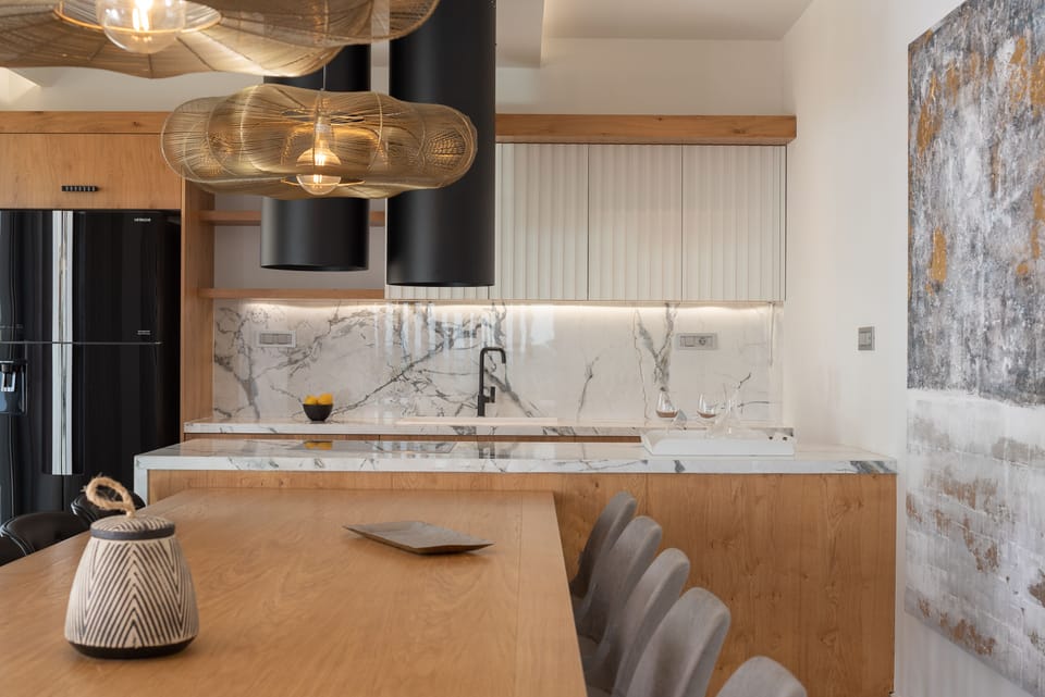 Exciting kitchen details.