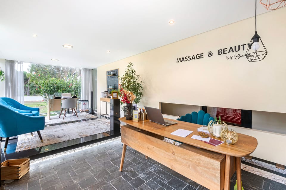 Pamper yourself at the resort’s beauty salon, offering a variety of treatments and services.