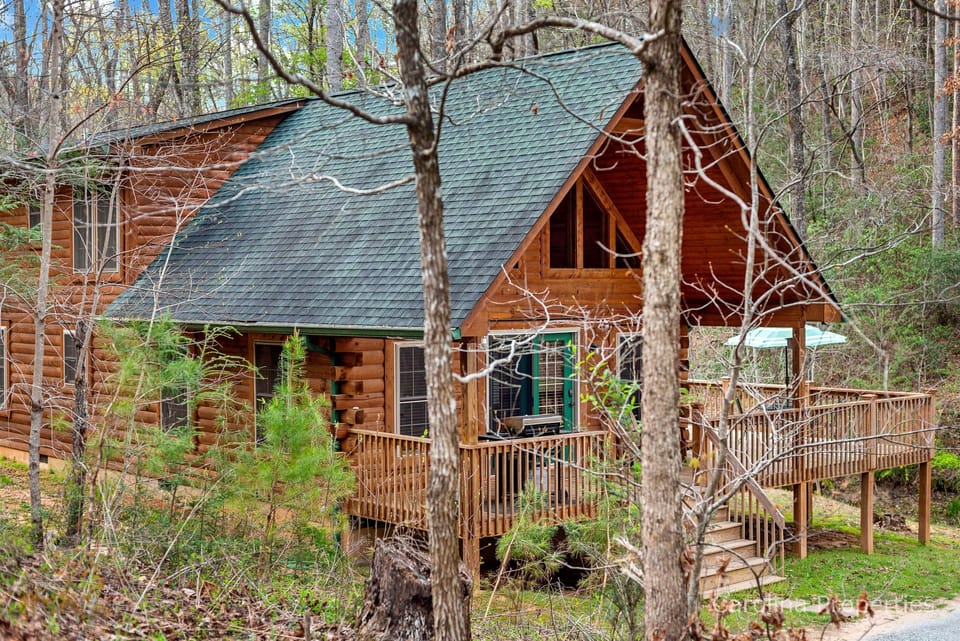 Gillford Cabin