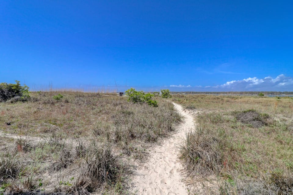 Beachside Tennis Beach Access