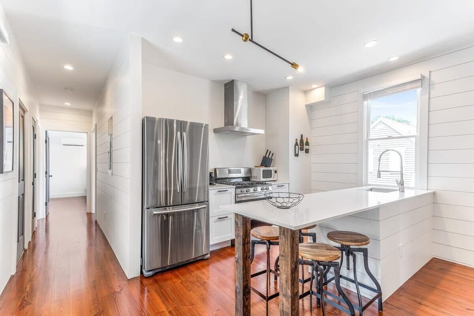Brand New Appliances, Fully-Stocked 