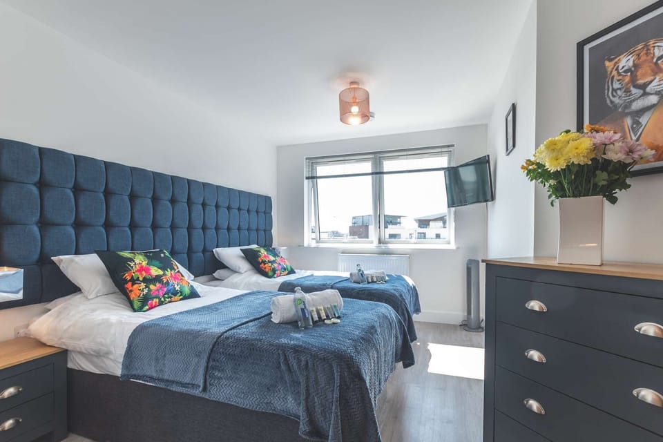 The Avenue Twin Bedroom