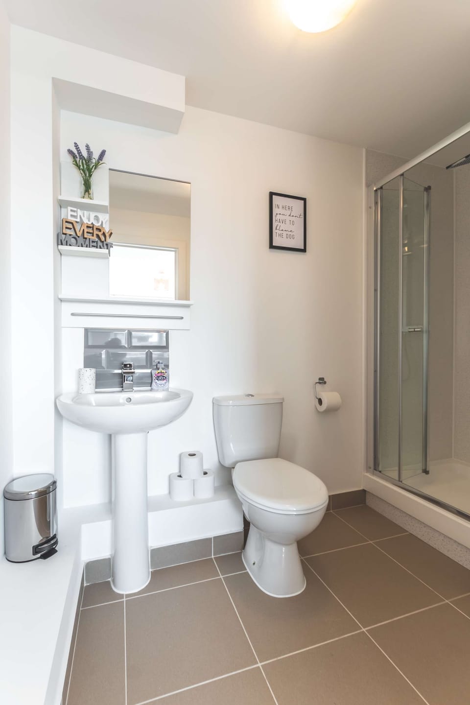 The Avenue En-Suite Shower Room