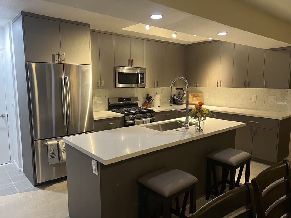 Open Kitchen Floor Plan - Renovated 2022