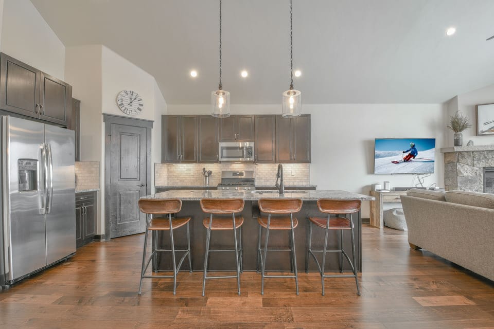 Kitchen with a breakfast bar