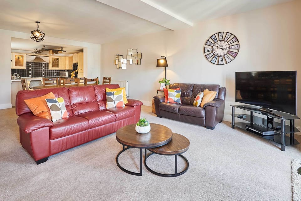 Harbour View House, Whitby - Host & Stay