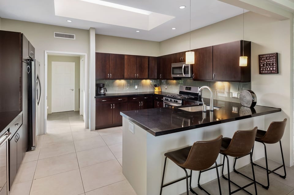 Fully Stocked Kitchen