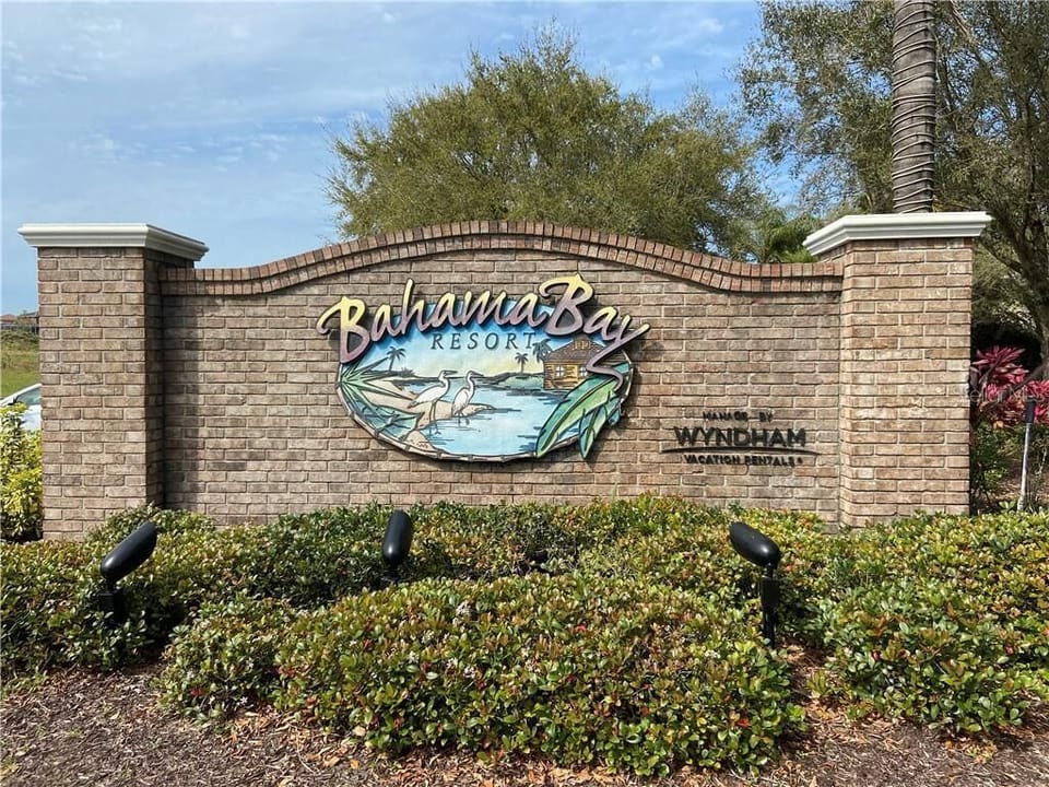 Bahama Bay Resort Entrance 