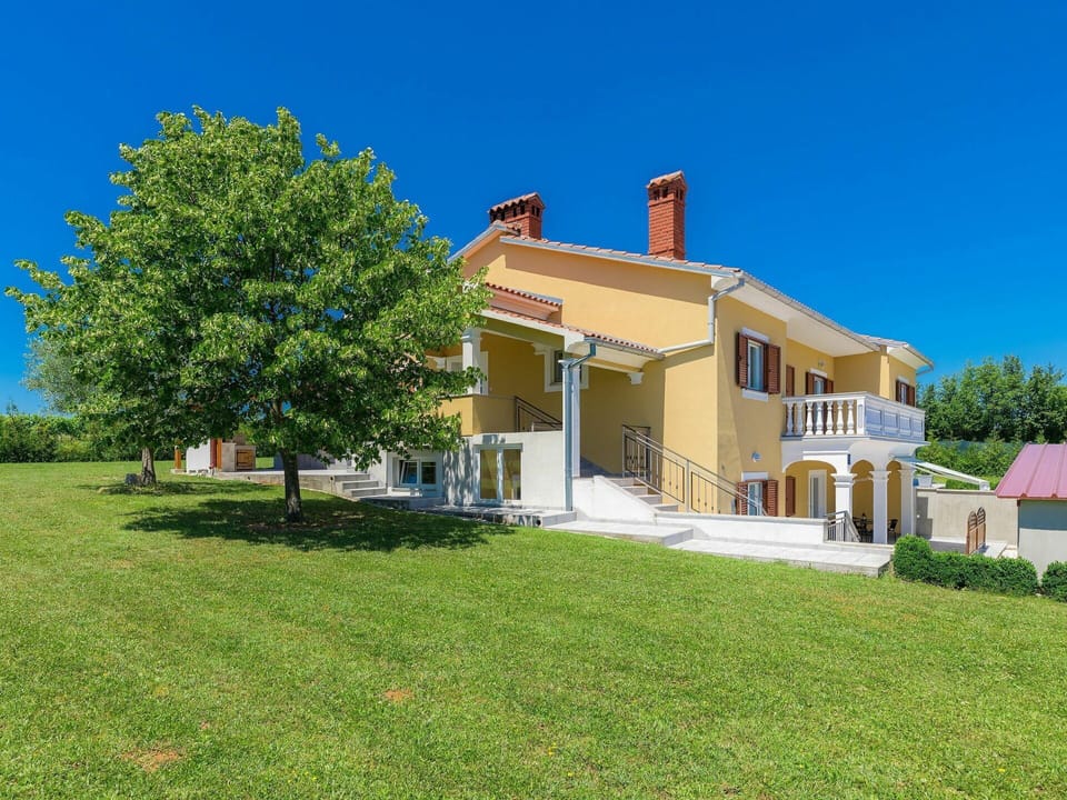 Property, House, Home, Residential Area, Real Estate, Building, Architecture, Estate, Land Lot, Neighbourhood