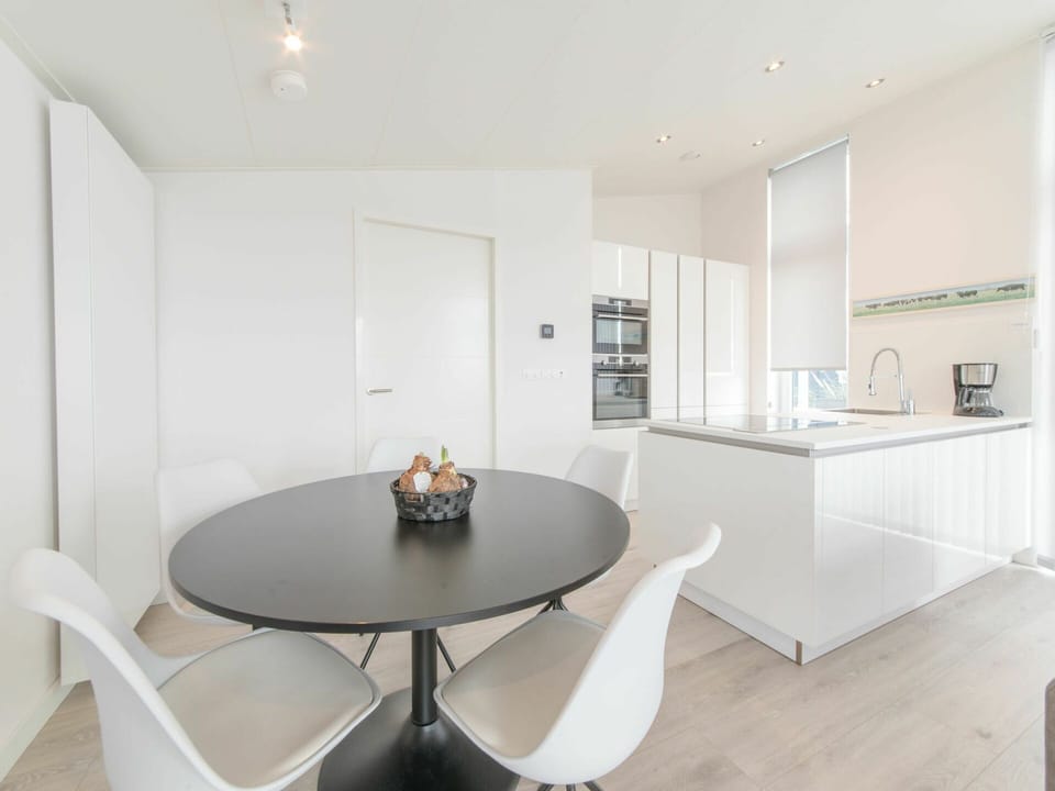 Table, Furniture, Property, Cabinetry, Interior Design, Wood, Building, Chair, House