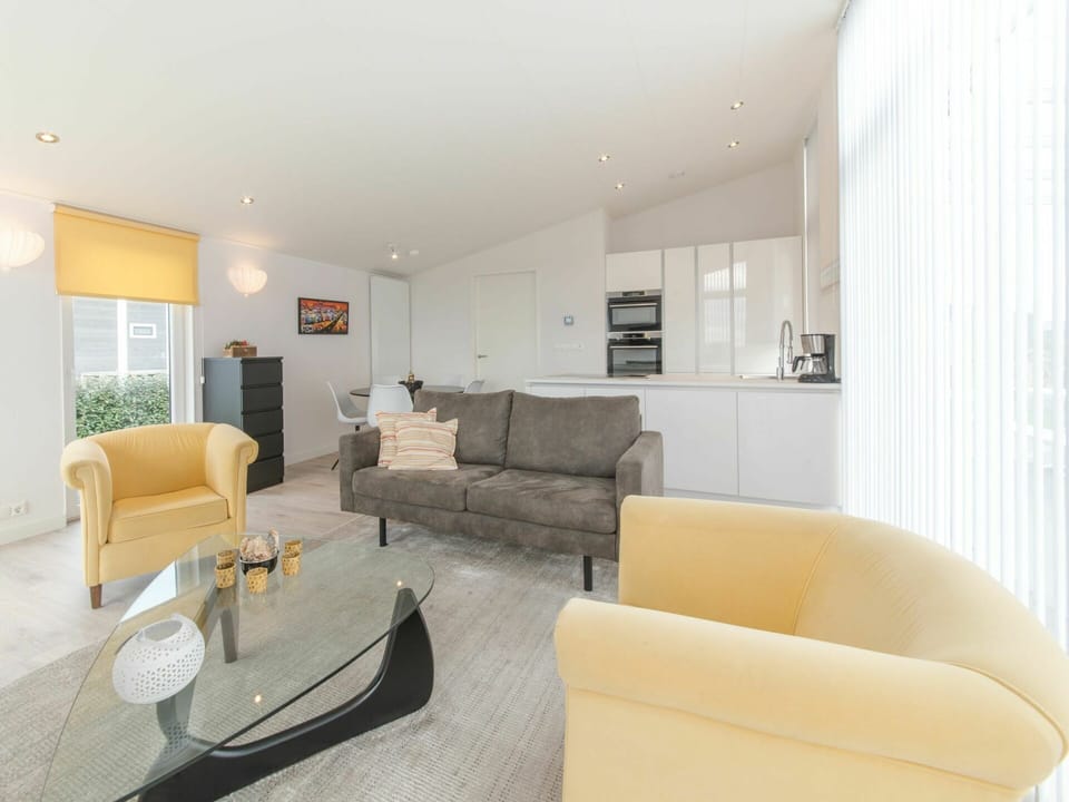 Couch, Furniture, Property, Table, Comfort, Living Room, Studio Couch, Interior Design, Flooring, Floor
