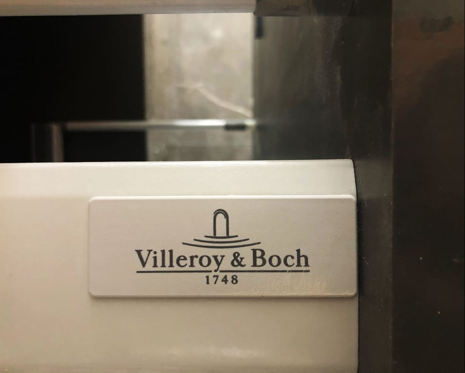 Villeroy boch vanity unit