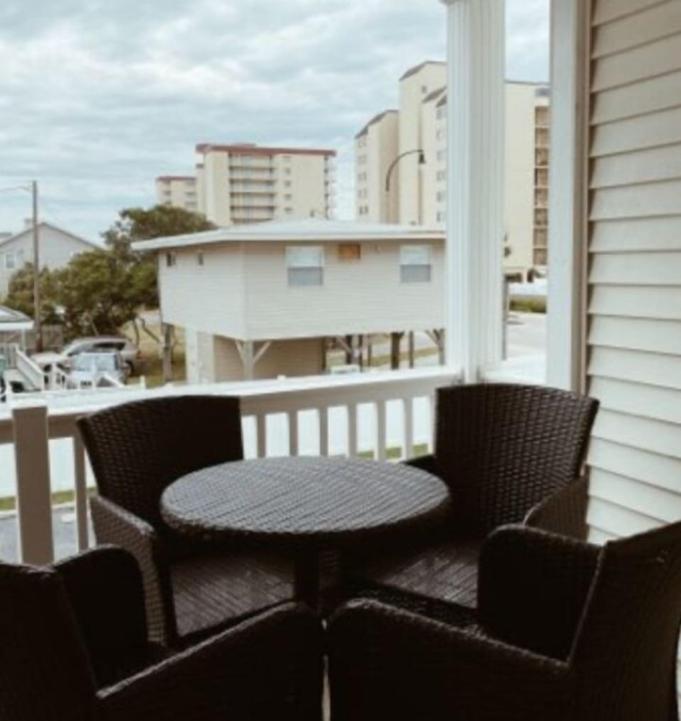 Eat your breakfast on the balcony.