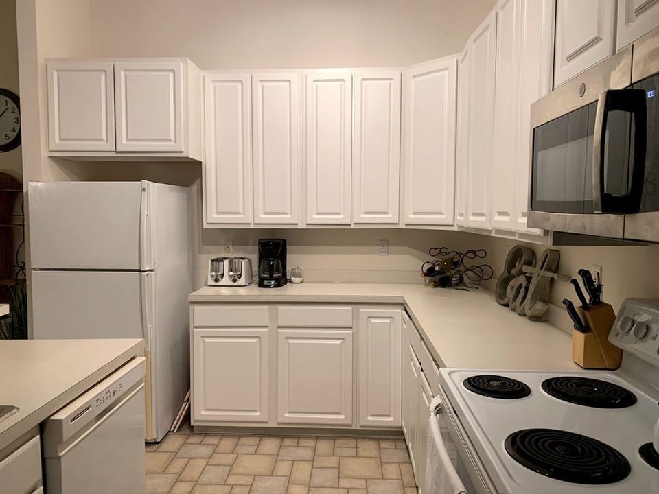 Fully stocked kitchen