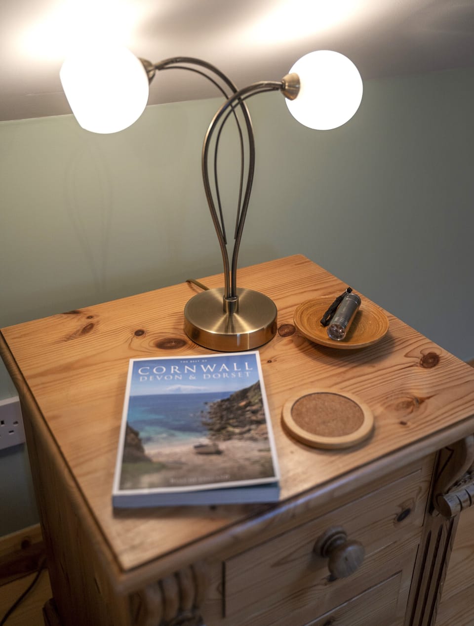 one of 3 touch lamps in the quirky bedroom