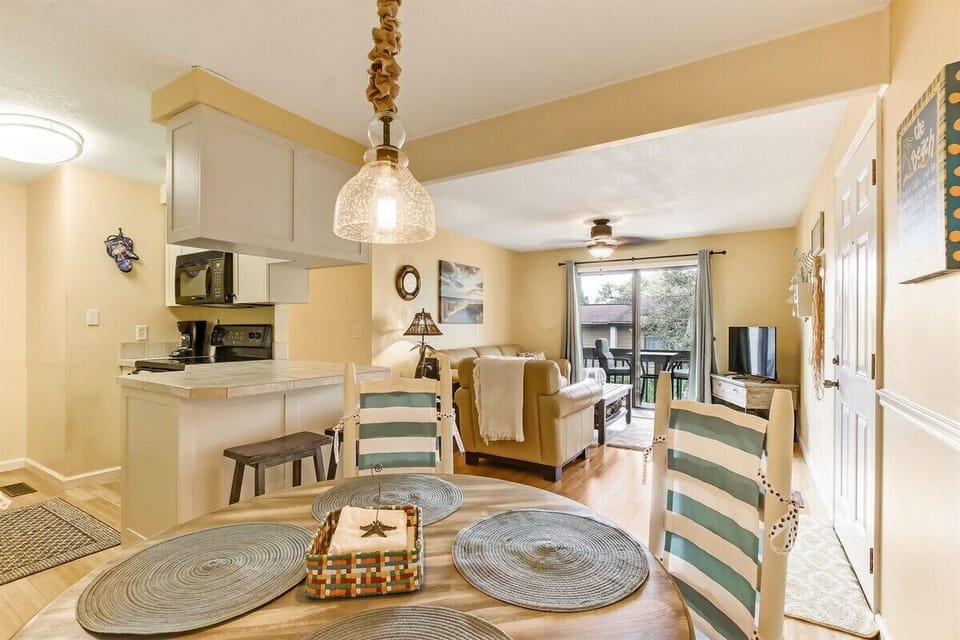Welcome to Forest Ridge 2584