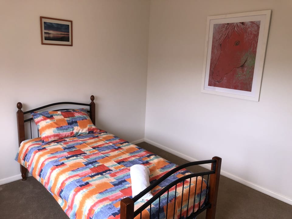 Single bedroom