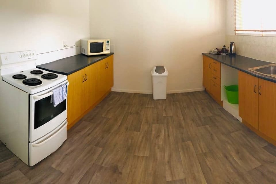 Beautiful Two Bedroom Homestead House